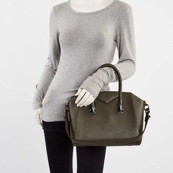 Givenchy Dark Green Sugar Goatskin Leather Small Antigona Bag - Picture 1 of 12